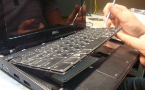 How To Clean The Laptop From The Dust